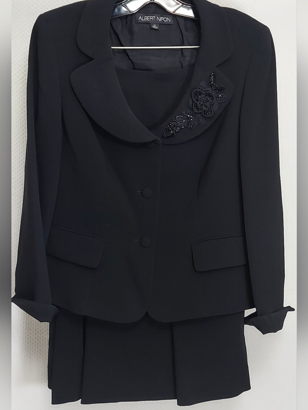Albert Nipon Women's 2pc. Jacket & Skirt